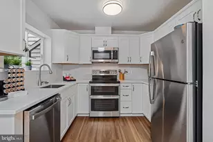 2 Tivoli Lake Ct, Silver Spring, MD 20906 - Photo 16