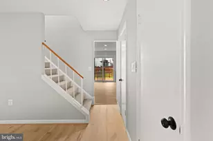 405 Amberfield Ln, Gaithersburg, MD 20878 - Photo 6