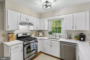 8609 Aqueduct Rd, Potomac, MD 20854 - Photo 6