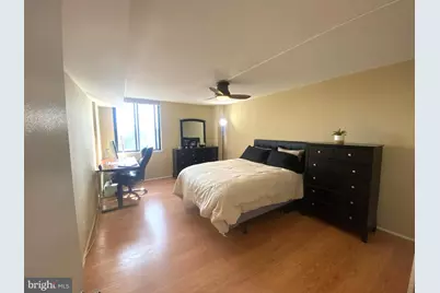 118 Monroe Street #709, Rockville, MD 20850 - Photo 16