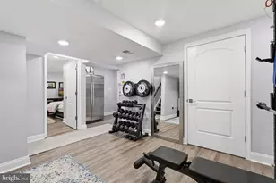 8803 Liberty Ln, Potomac, MD 20854 - Photo 50