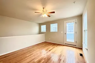 127 Decoverly Dr, Gaithersburg, MD 20878 - Photo 32
