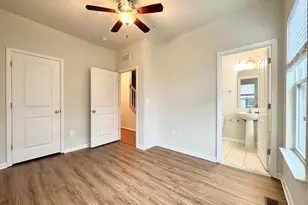127 Decoverly Dr, Gaithersburg, MD 20878 - Photo 22