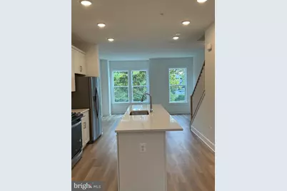 831 King Farm Boulevard, Rockville, MD 20850 - Photo 8