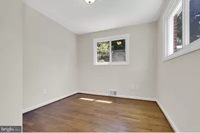 10307 Insley Street, Silver Spring, MD 20902 - Photo 12