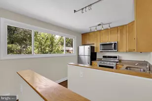 10307 Insley St, Silver Spring, MD 20902 - Photo 6