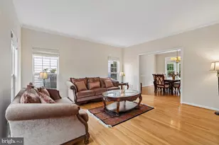 11612 Settlers Cir, Germantown, MD 20876 - Photo 10