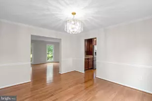 1119 Halesworth Dr, Potomac, MD 20854 - Photo 10