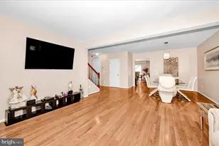 11926 Little Seneca Pkwy, Clarksburg, MD 20871 - Photo 8