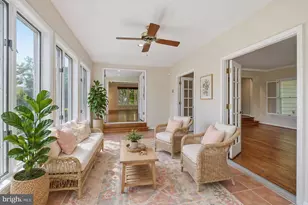 1429 Longhill Dr, Potomac, MD 20854 - Photo 22