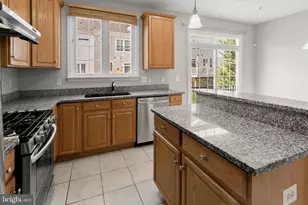 563 Pelican Ave, Gaithersburg, MD 20877 - Photo 20