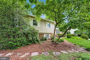 852 Diamond Dr, Gaithersburg, MD 20878 - Photo 2
