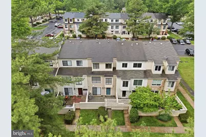 8874 Welbeck Way, Gaithersburg, MD 20886 - Photo 2