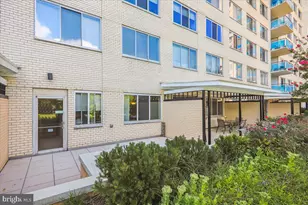 10500 Rockville Pik, Rockville, MD 20852 - Photo 20