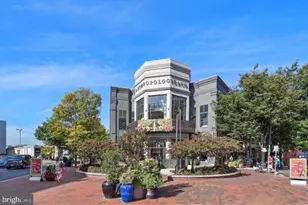 4803 Wellington Dr, Chevy Chase, MD 20815 - Photo 6