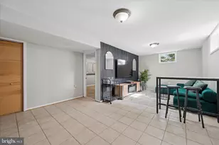 7408 Cinnabar Terrace, Gaithersburg, MD 20879 - Photo 32