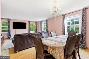 11756 Carriage House Dr, Silver Spring, MD 20904 - Photo 16
