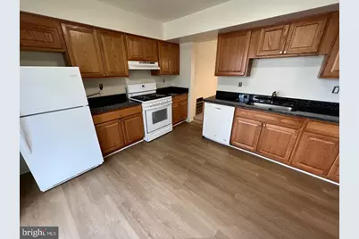 7520 Indian Hills, Derwood, MD 20855 - Photo 2