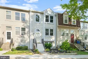 18867 McFarlin Dr, Germantown, MD 20874 - Photo 2