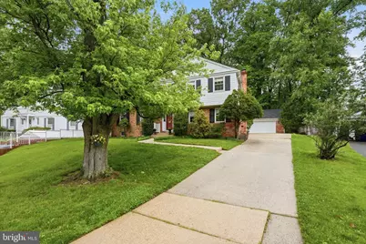 12112 Whippoorwill Lane, Rockville, MD 20852 - Photo 2