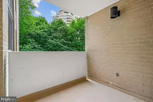 4601 N Park Ave, Chevy Chase, MD 20815 - Photo 8