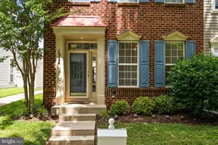1324 Main Mews, Gaithersburg, MD 20878 - Photo 1