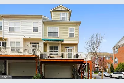 2116 Darcy Green Place, Silver Spring, MD 20910 - Photo 4