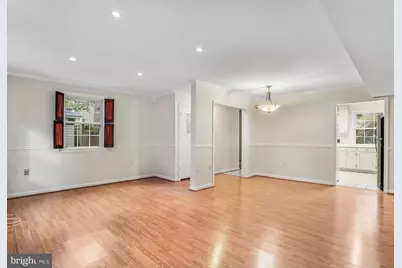 812 Azalea Drive #16-812, Rockville, MD 20850 - Photo 6