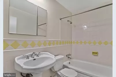 812 Azalea Drive #16-812, Rockville, MD 20850 - Photo 18