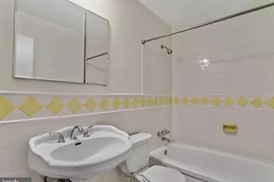 812 Azalea Dr, Rockville, MD 20850 - Photo 18