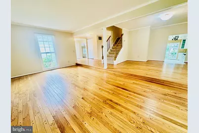 9124 Wandering Trail Drive, Potomac, MD 20854 - Photo 6