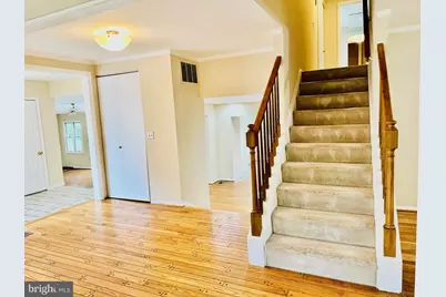 9124 Wandering Trail Drive, Potomac, MD 20854 - Photo 6