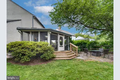 9413 Vineyard Haven Drive, Montgomery Village, MD 20886 - Photo 4