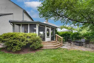 9413 Vineyard Haven Dr, Montgomery Village, MD 20886 - Photo 4