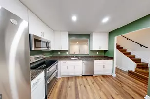 20561 Summersong Ln, Germantown, MD 20874 - Photo 2