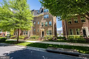 310 Crown Park Ave, Gaithersburg, MD 20878 - Photo 2
