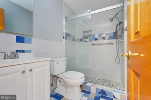 214 Pender Pl, Rockville, MD 20850 - Photo 26