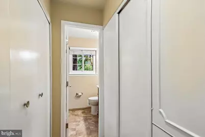 11704 Stonington Place, Silver Spring, MD 20902 - Photo 32
