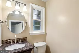 11704 Stonington Pl, Silver Spring, MD 20902 - Photo 26