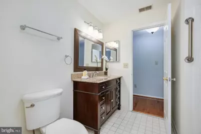 15313 Diamond Cove Terrace #10-8, Rockville, MD 20850 - Photo 2