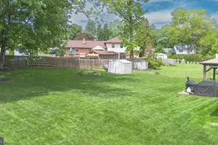 18908 Rolling Acres Way, Olney, MD 20832 - Photo 2