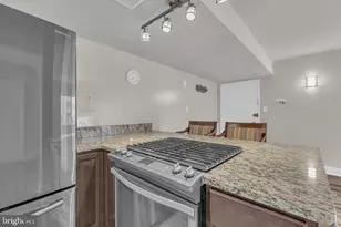 5107 Crossfield Ct, Rockville, MD 20852 - Photo 8