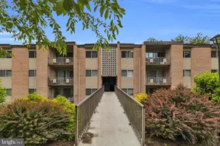 5107 Crossfield Ct, Rockville, MD 20852 - Photo 1