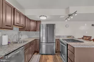 5107 Crossfield Ct, Rockville, MD 20852 - Photo 6