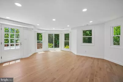 5304 Sherrill Avenue, Chevy Chase, MD 20815 - Photo 10