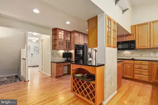 16605 Lescot Terrace, Rockville, MD 20853 - Photo 6