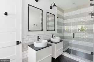7101 Longwood Dr, Bethesda, MD 20817 - Photo 28