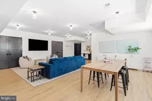 7101 Longwood Dr, Bethesda, MD 20817 - Photo 32