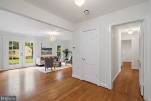 6613 Bradley Blvd, Bethesda, MD 20817 - Photo 52