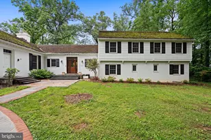 6613 Bradley Blvd, Bethesda, MD 20817 - Photo 4